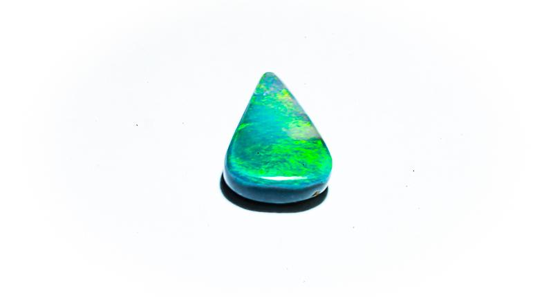 pierre-opale-noire-australie-pendentif-forme-poire-lr777-00066