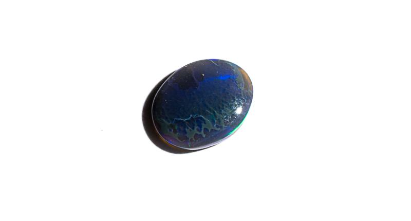 opale-noire-verte-bleue-00228